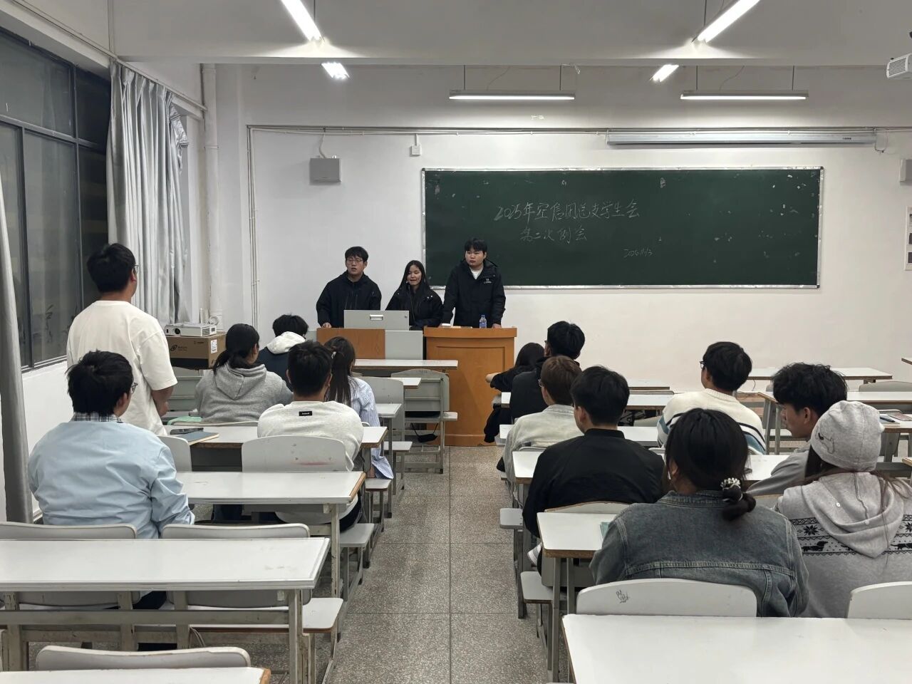 微信图片_2025-11-15_175154_582.jpg